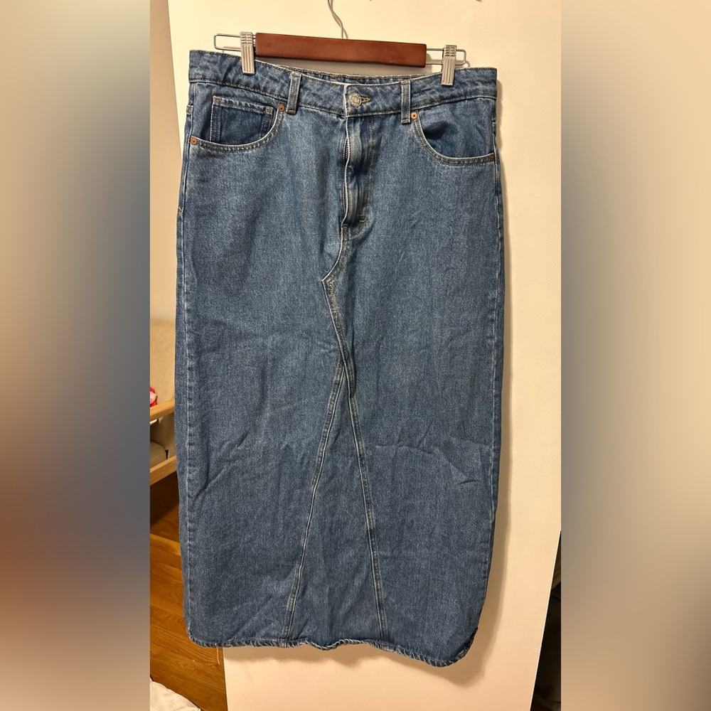 Mango maxi denim skirt.